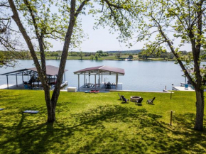 Ladybird Lakehouse on Lake LBJ